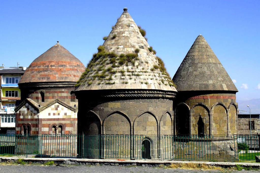 Hotel Kervansaray Ерзурум Екстериор снимка